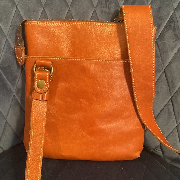 Patricia Nash Tooled Leather Crossbody Bag - Picture 2 of 11